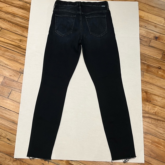 MOTHER High Waisted Looker Ankle Fray in Last Call - Picture 4 of 13